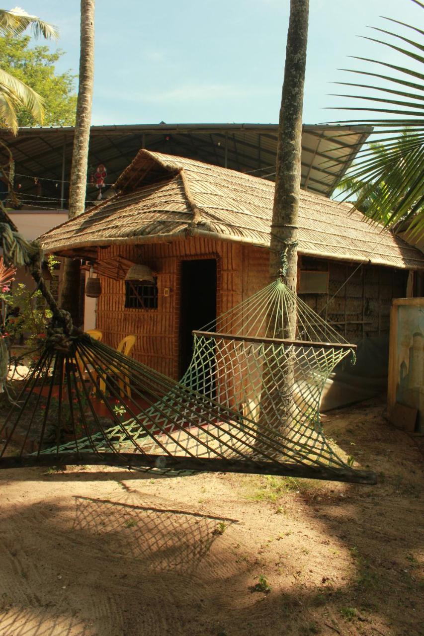 Elara Beach View Homestay Alappuzha Экстерьер фото