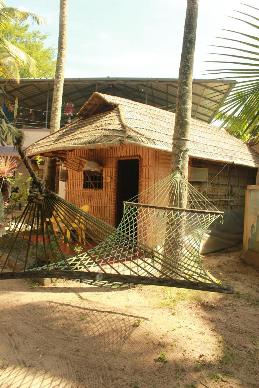 Elara Beach View Homestay Alappuzha Экстерьер фото